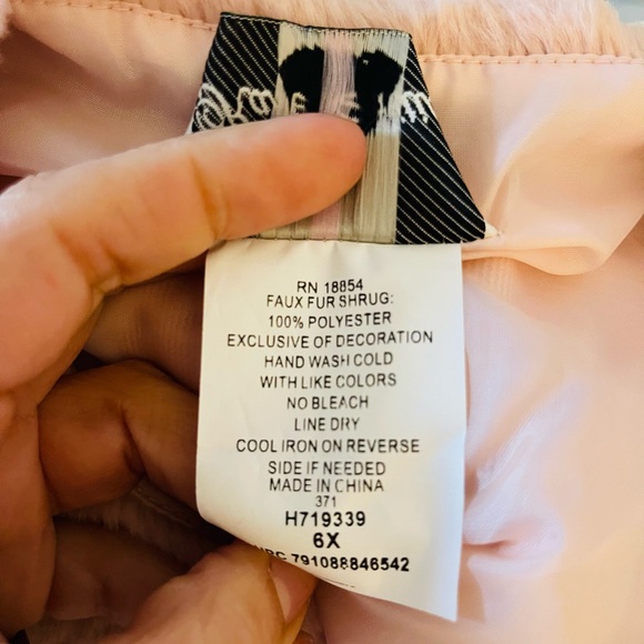 Beautiful jacket - Picture 5 of 5